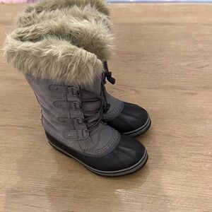 Sorel Gray and Black Kids Snow Boots